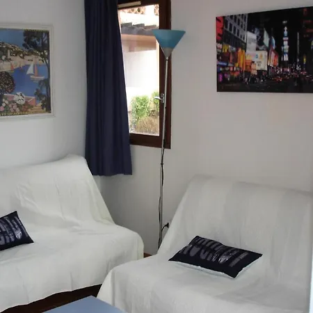 3 Pieces 5 6 Pers Proche Plage 75143 Graulhet